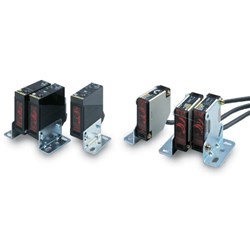 Cảm Biến quang Omron E3JK-R2S3 2M