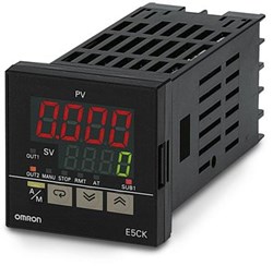Điều khiển nhiệt độ Omron E5CK-AA2 500 AC100-240